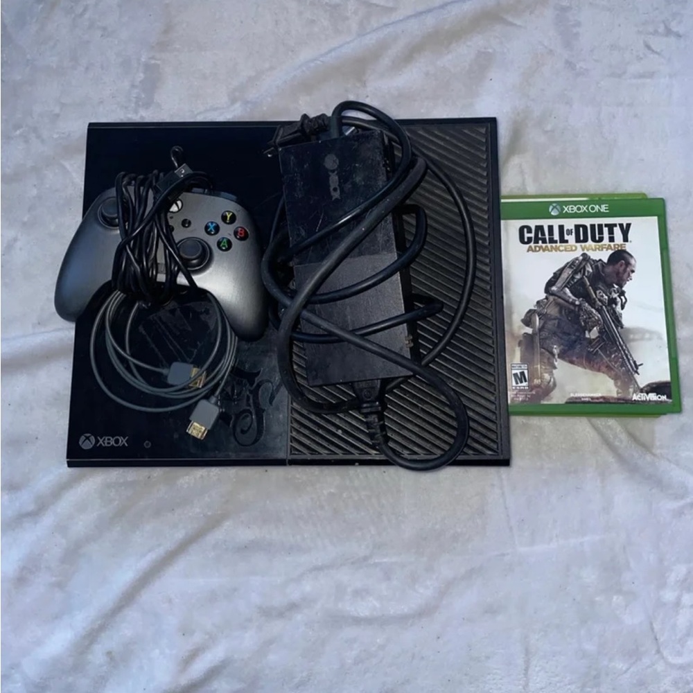 Microsoft Xbox One 500 GB Black Console with Kinect